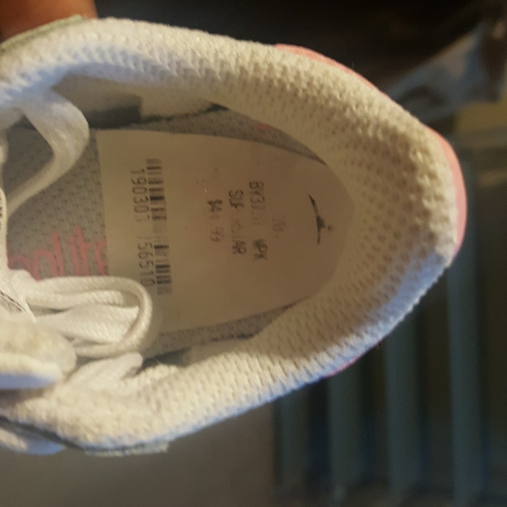 Shoes - Picture 3 of 3